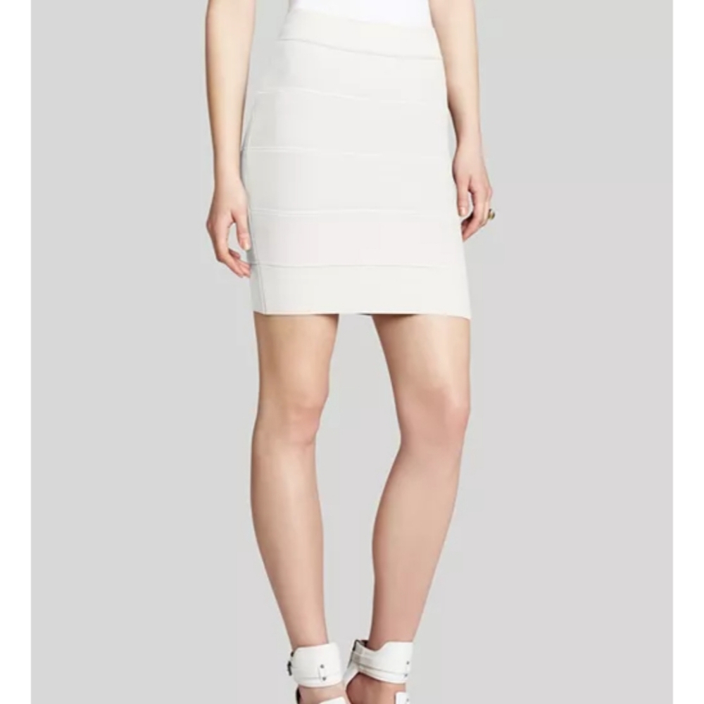 Bcbgmaxazria bandage mini skirt